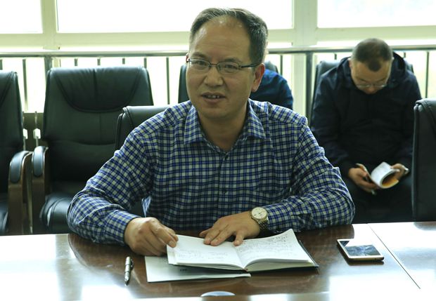 教师节李院长_副本.jpg